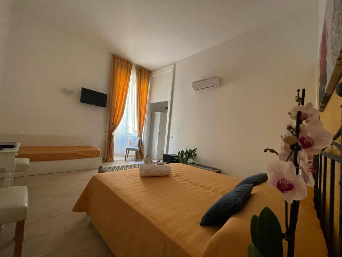 Ad Cavour Luxury Rooms - By Ad Roma Zewnętrze zdjęcie