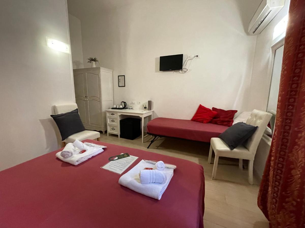 Ad Cavour Luxury Rooms - By Ad Roma Zewnętrze zdjęcie