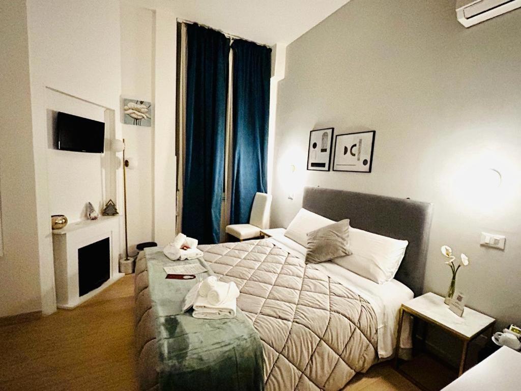 Ad Cavour Luxury Rooms - By Ad Roma Pokój zdjęcie