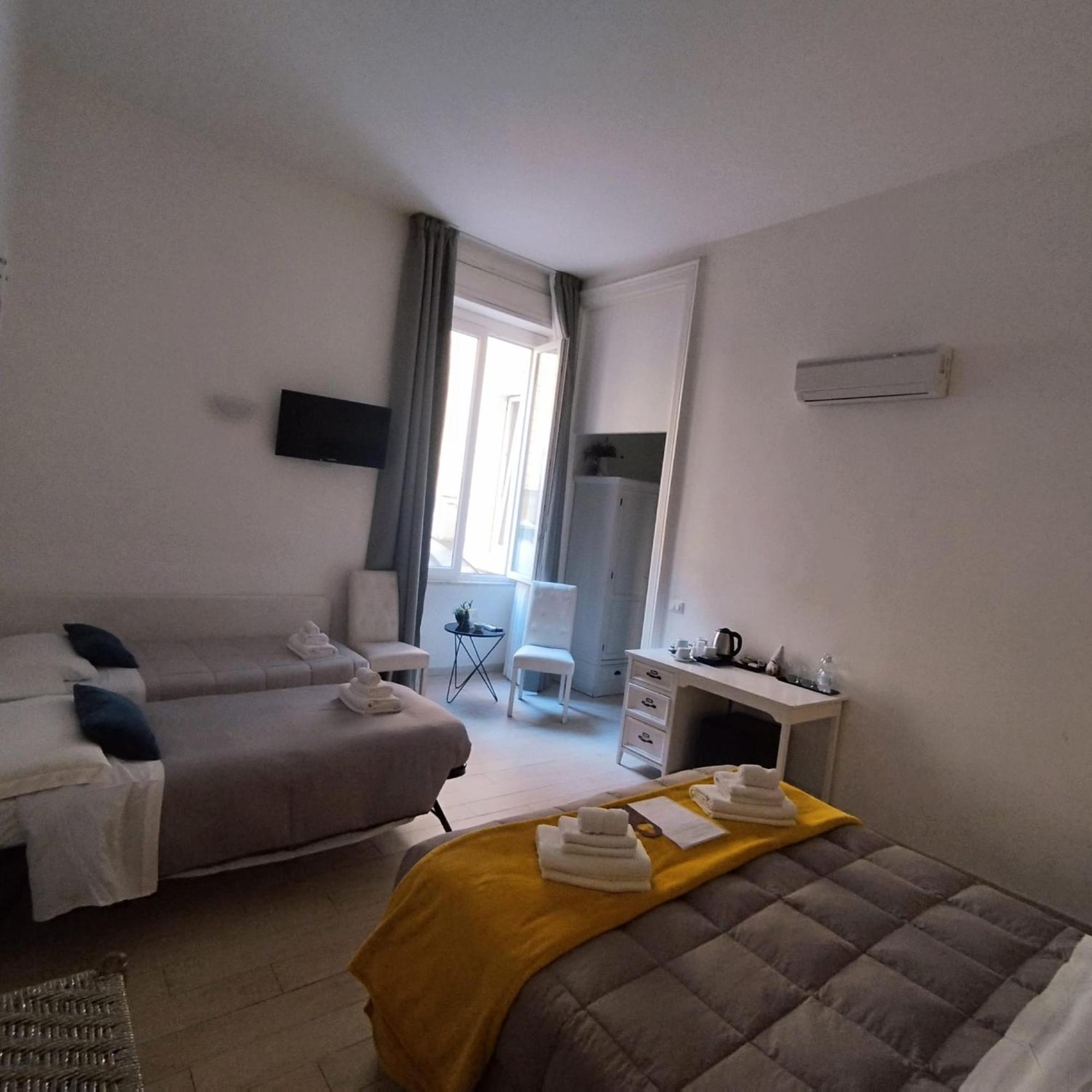 Ad Cavour Luxury Rooms - By Ad Roma Zewnętrze zdjęcie